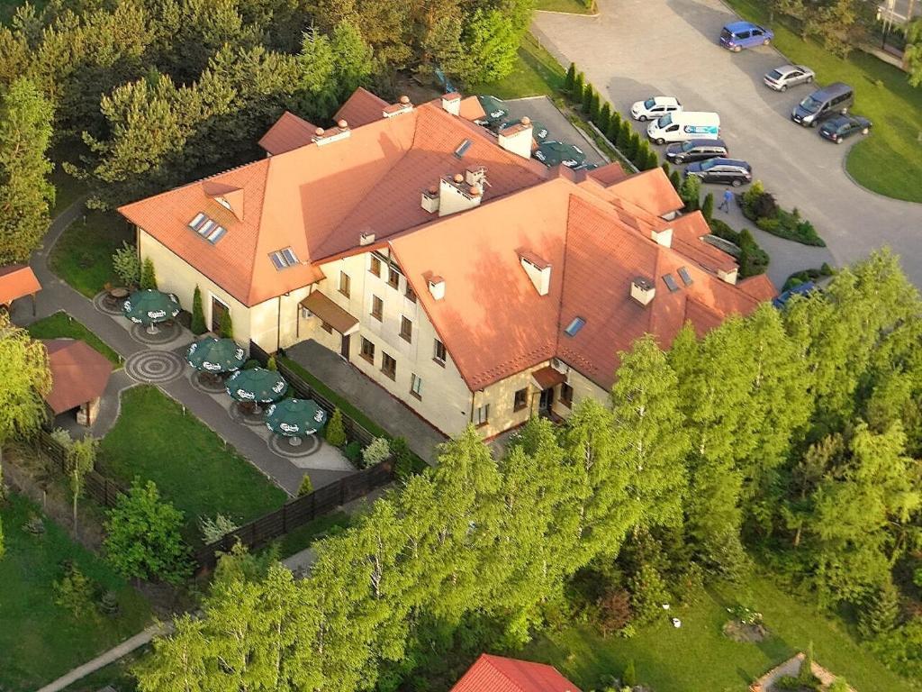 Hotel Maxima Wolanow Exterior photo
